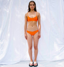 Load image into Gallery viewer, The Archer set in Tangerine